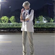 美式高街vibe复古水洗做旧黄泥染拉链开叉牛仔裤男直筒微喇长裤子，男装牛仔裤，星座506A