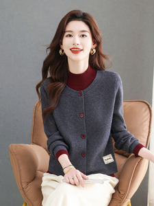 假两件上衣女时尚洋气2025新款针织拼接毛衣开衫外套半高领打底衫图片