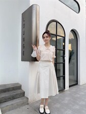 清纯花叶领格子短T搭配花叶边七分半裙，女装半身裙，知否