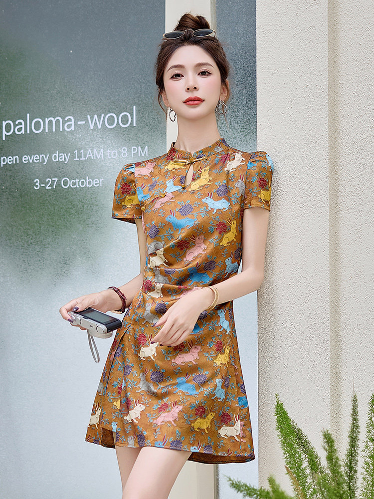 新中式时尚兔子印花套装女2025夏新款改良旗袍短袖上衣短裤两件套,女装套装/套裙,众宇琦