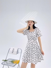 2021夏高品质设计连衣裙现货SML，女装连衣裙，R2