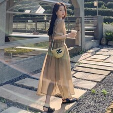 现货主推夏日新品连衣裙有款号2211-P115K168，女装连衣裙，浙宝305