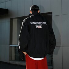 2026港风美式复古印花字母双袖三杠织带大码M-5XL夹克JK77766P75，男装夹克，星座227-7