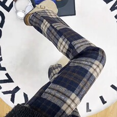 藏青色