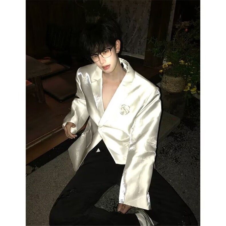 春夏小众液态偏光亮面玫瑰胸针设计感西装外套男高级感礼服垫肩潮图片