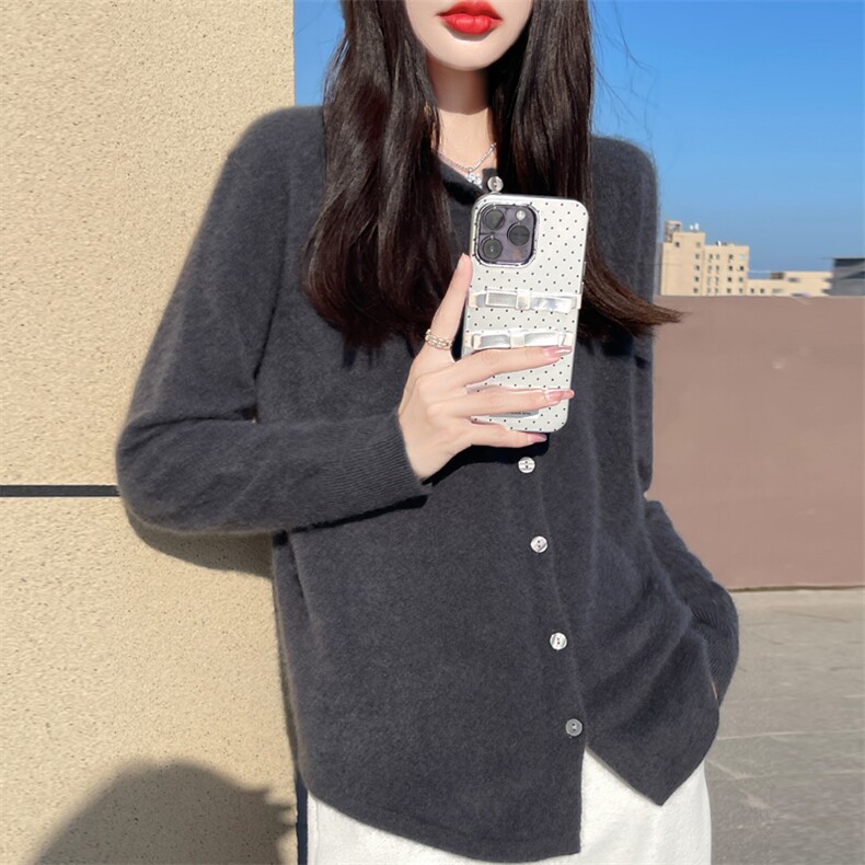 扣子连帽开衫秋冬新款时尚单排扣显瘦羊毛针织衫,女装羊毛衫,暖娇绒