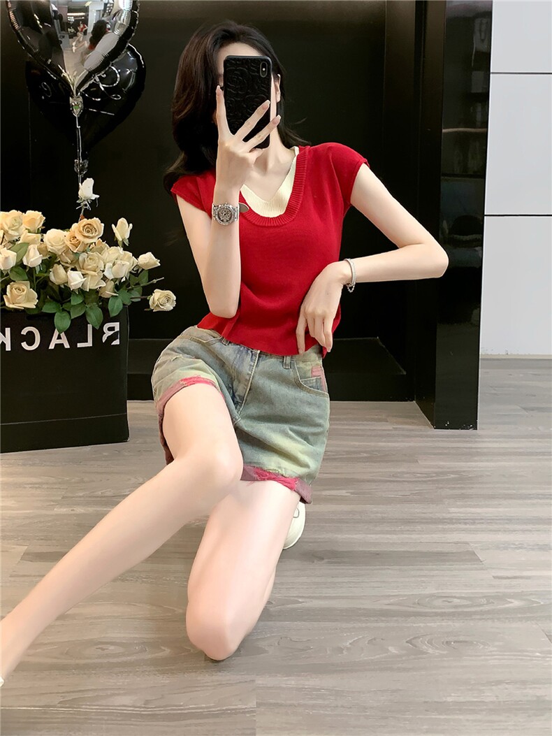 气质显瘦时尚套装女夏新款V领撞色拼接短袖针织衫牛仔短裤两件套,女装套装/套裙,江南