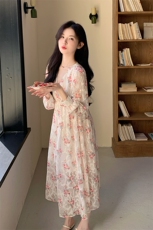 法式复古森系碎花长裙女2025夏新款温柔风收腰显瘦茶歇绝美连衣裙，女装连衣裙，2C285