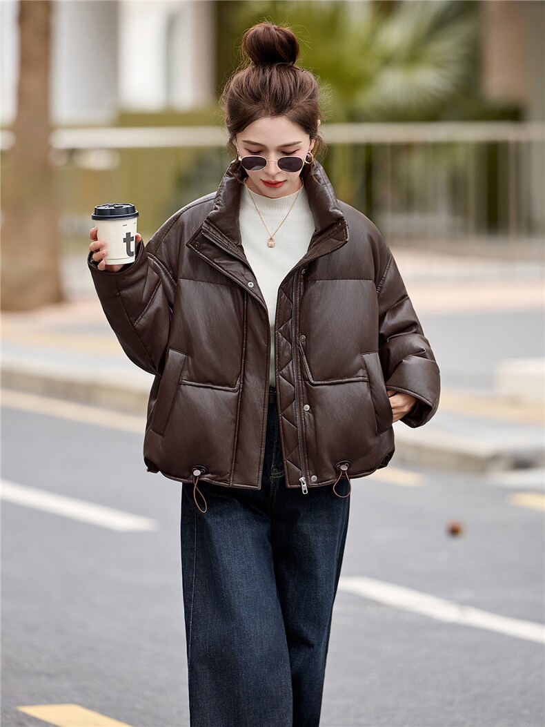 pu皮短款羽绒服女冬季2025新款小个子今年流行款加厚保暖外套立领,女装羽绒服,依万里