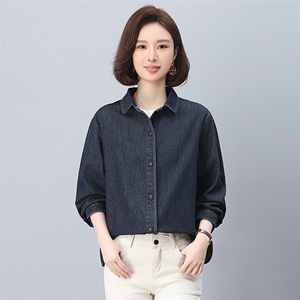 牛仔衬衫外套女春秋短款2025年新款中年妈妈宽松休闲气质翻领上衣图片
