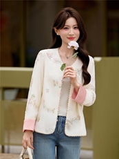 主推现货重工艺新款新中式春季刺绣提花设计感时尚气质减龄外套，女装防晒衣，韩美纤衣