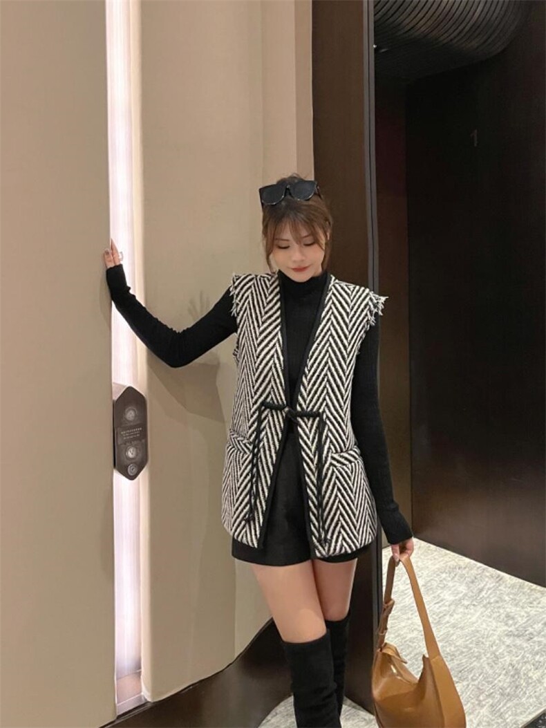 2022秋装马甲小香风蝴蝶扣百搭补单款，女装马甲，泰靡(1F)