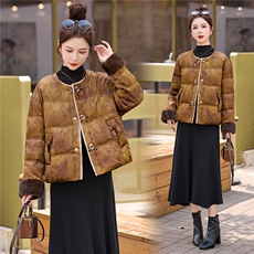现货现货现货2025年冬季新中式G风羽绒服，女装羽绒服，伊仟回