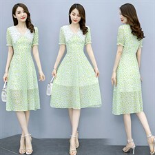 2021夏季新款时尚气质减龄V领小清新优雅修身显瘦碎花连衣裙，女装连衣裙，艾尚靓装