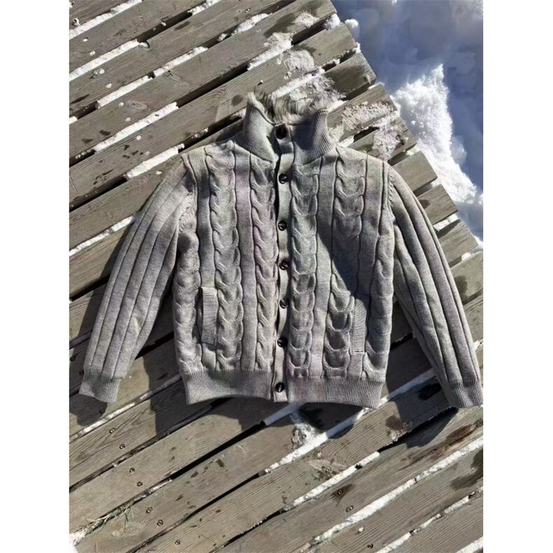濮院工厂复古绞花工艺立领毛衣保暖毛领座山雕夹克外套MF89P120，男装针织衫/毛衣，电商D256-1(原A064-1)