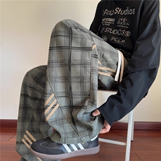 绿色