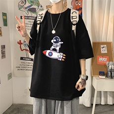 黑色