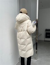 2021冬装新款羽绒服、90白鸭绒，女装羽绒服，MONO&BLOOM