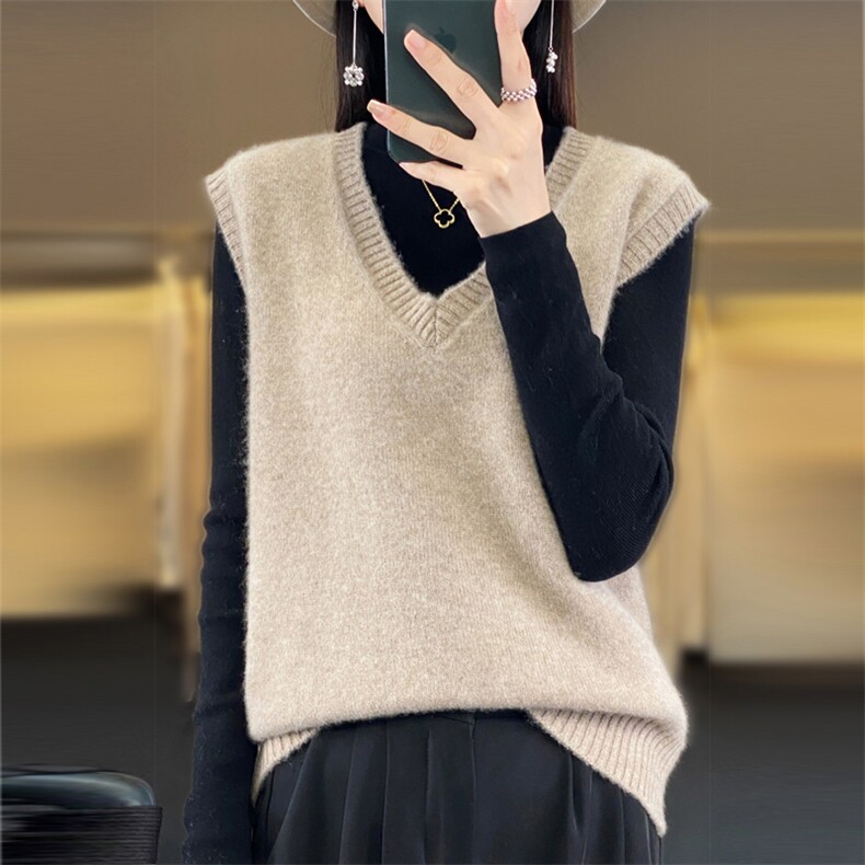 安迪绒七针V领马甲2024年秋季简约套头针织衫,女装马甲,桦兴羊绒