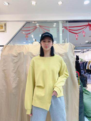 现货春装新款卫衣，女装卫衣/绒衫，火红