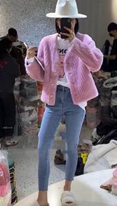 气质女神款大V领羊毛颗粒外套图片