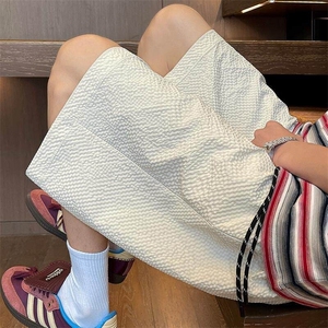 特批P15无差价2025夏季美式复古泡泡纱宽松五分短裤中性风DK5860图片