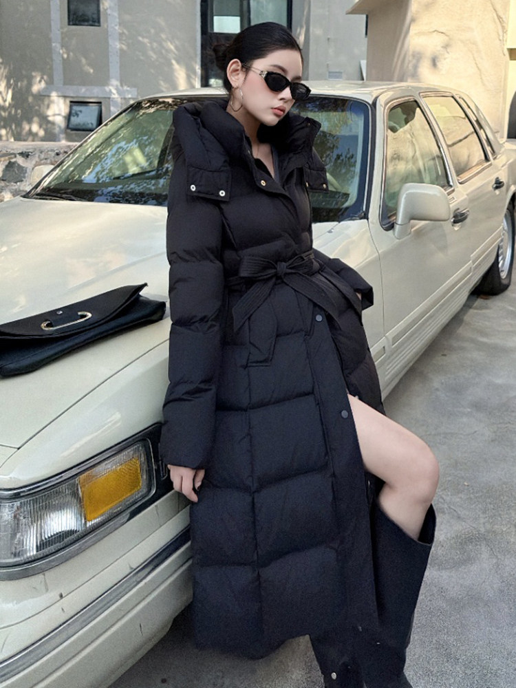 现货过膝羽绒服女加厚2026年冬季新款韩版收腰时尚保暖白鸭绒外套,女装羽绒服,琦鑫阁（原依鑫阁）