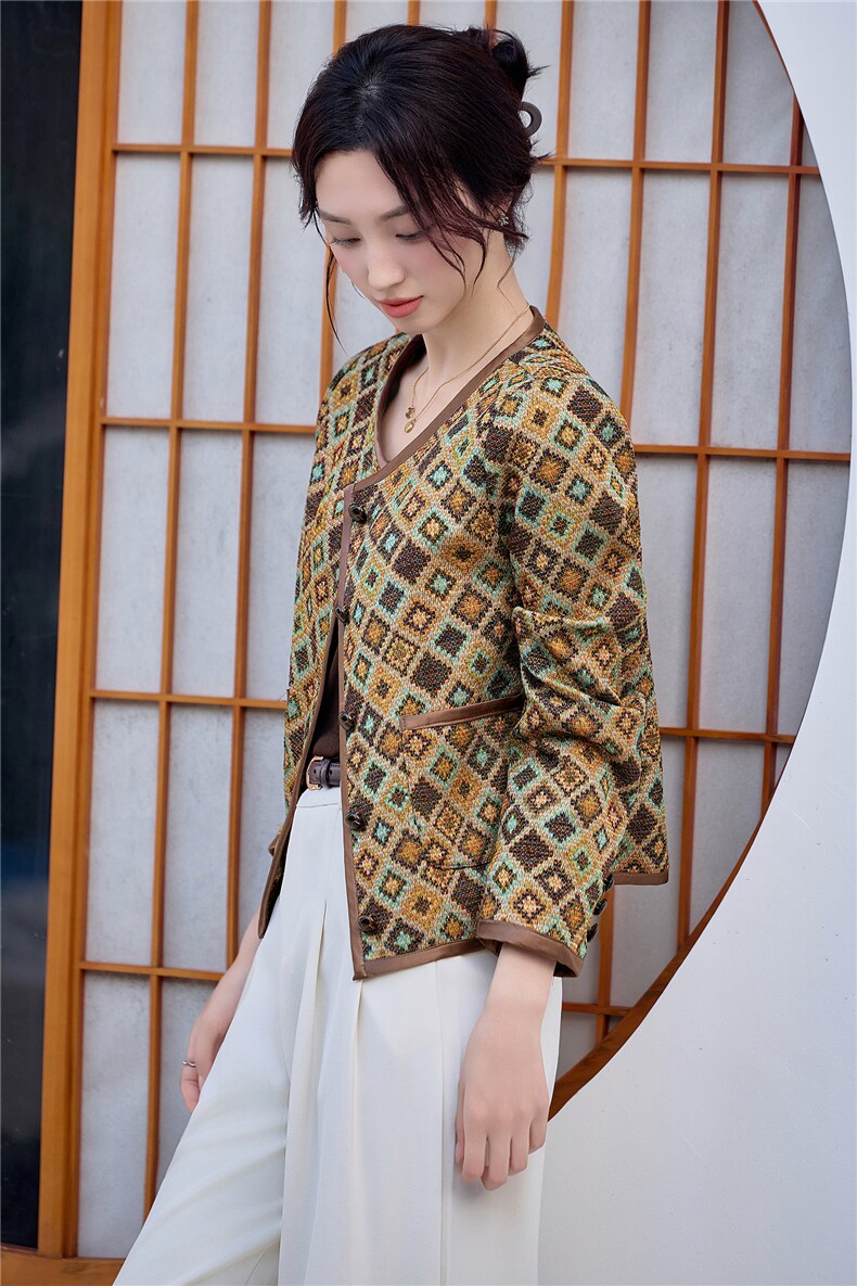 2025秋装新款气质小香范短外套,女装短外套,依路服饰