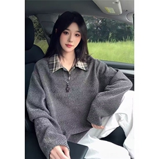 深灰色