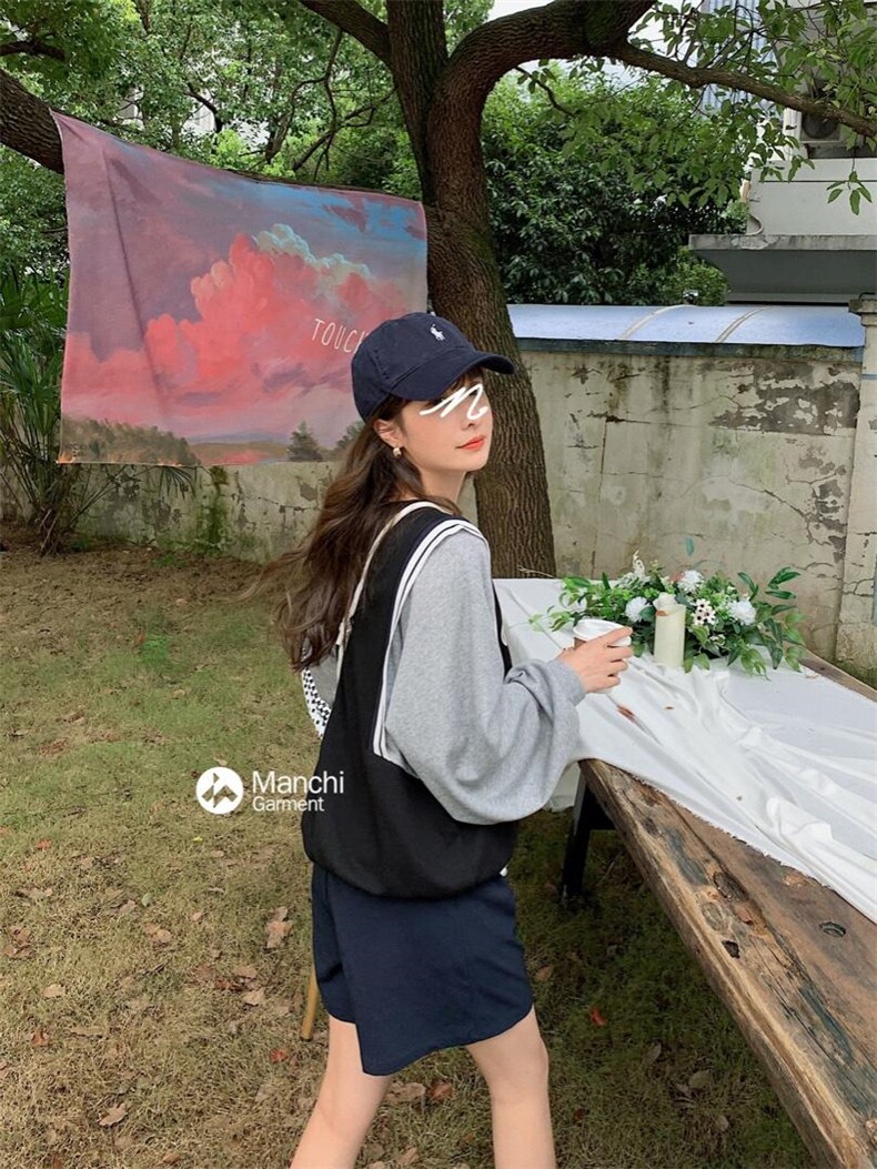 现货秋装字母休闲卫衣，女装卫衣/绒衫，A 米 格