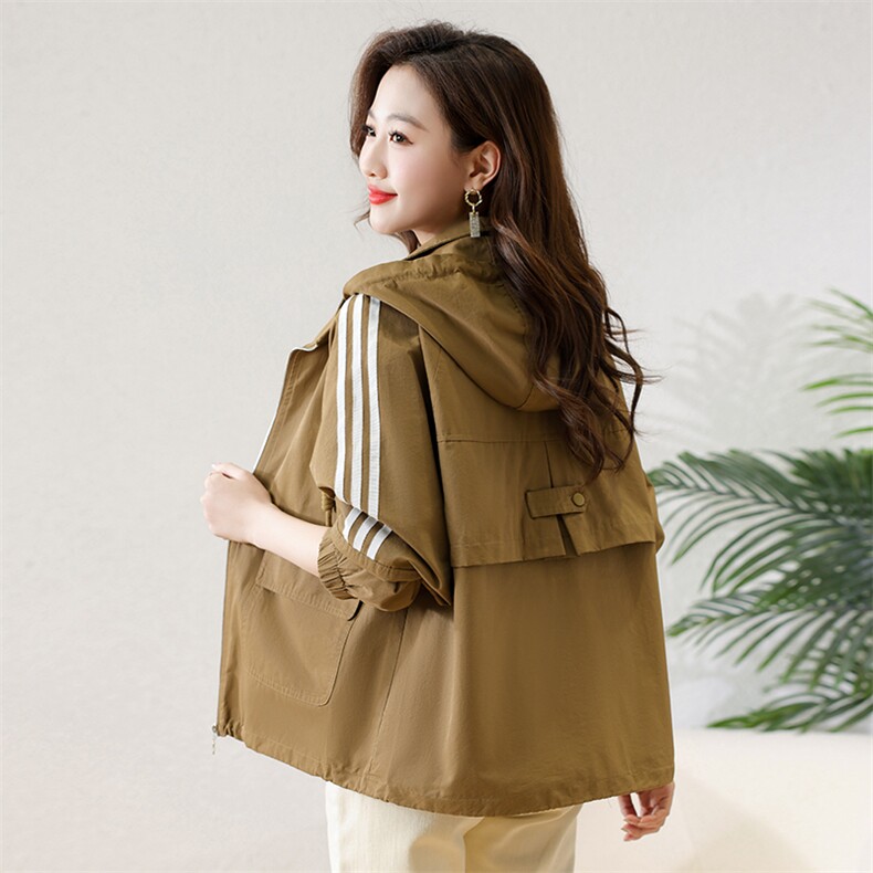 大码连帽休闲风衣女短款2023年新款胖MM200斤宽松显瘦学生外套潮，女装短外套，曼沙奕珂