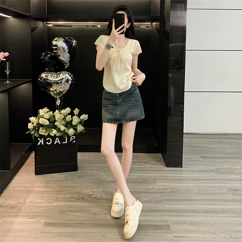 慵懒风时尚套装裙女夏季新款蕾丝拼接蝴蝶结针织衫牛仔短裙两件套图片