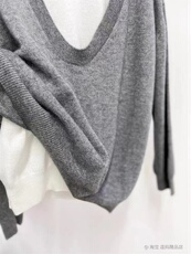 2025年秋季长袖单件通勤宽松型V领套头开衫时尚百搭简约大方，女装针织衫/毛衣，鑫之绒