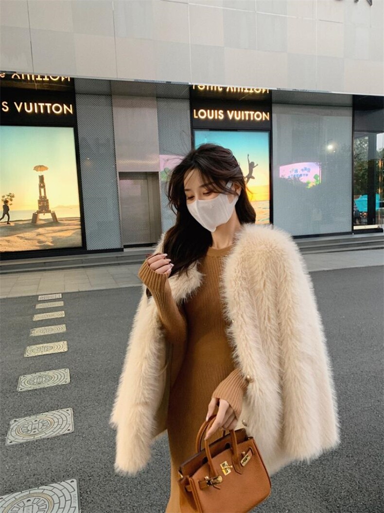 高档仿皮草外套毛毛外套，女装皮草，M.W 嫚维