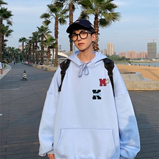 天蓝色