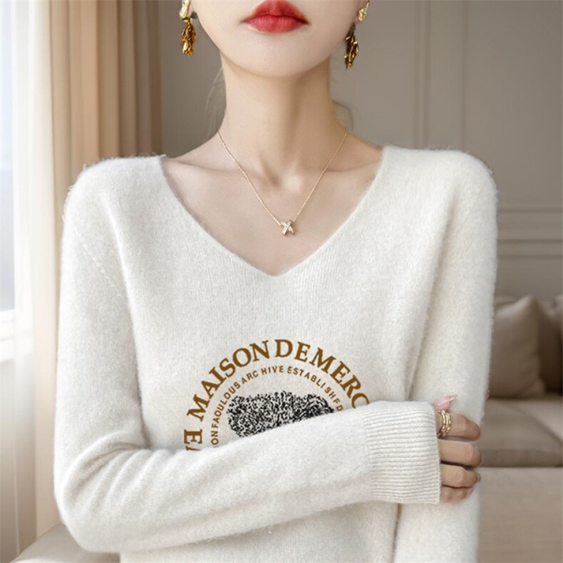 秋冬新款v领针织套头上衣时尚百搭，女装针织衫/毛衣，斯美雅安迪绒