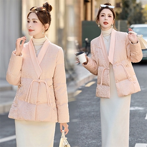 粉色新中式国风提花羽绒服女2025冬季新款气质V领盘扣白鸭绒外套图片