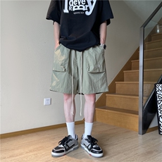 军绿色