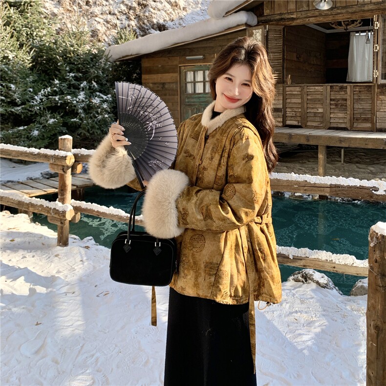 毛绒拼接新中式风羽绒服2025新款深冬超好看洋气设计感90绒外套图片