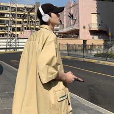 卡其色