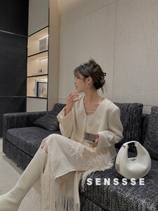 [现货] 流苏小香风外套女2022年春季新款V领短款上衣图片