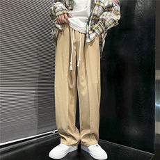 卡其色