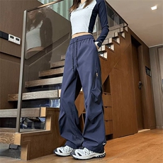 藏青色