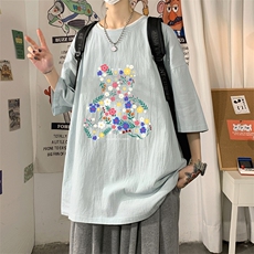 浅蓝色