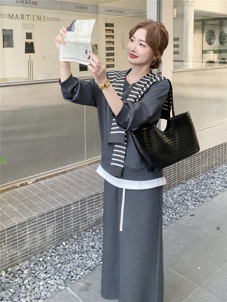 主推现货-2025年秋季新款宽松减龄条纹披肩卫衣套装裙女两件套,女装套装/套裙,霓裳依族