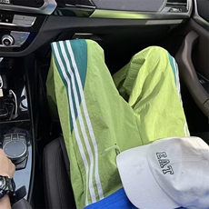 牛油果绿