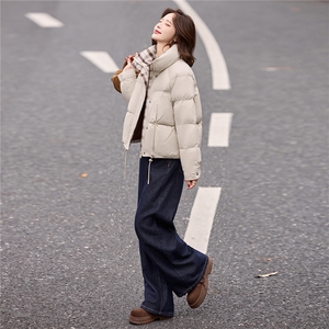 现货面包服女2025年冬季新款女装时尚休闲泡芙羽绒服图片