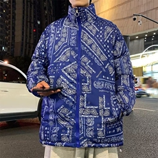 深蓝色