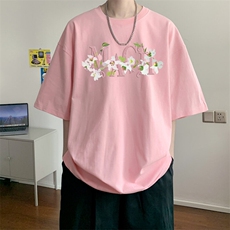 粉红色