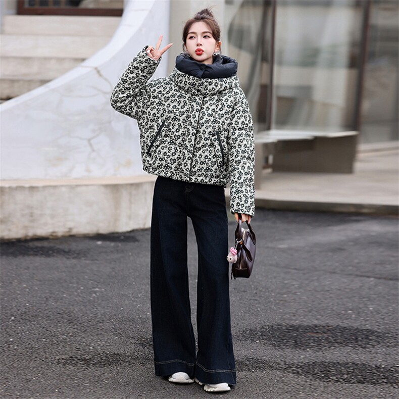 时尚印花连帽羽绒服女2024冬季洋气独特别致小个子短款白鸭绒外套,女装羽绒服,歌伊格美